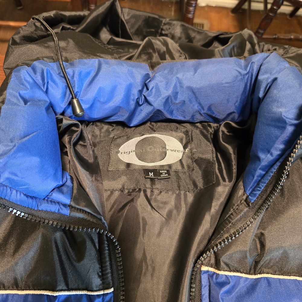Men's Black and Blue Puffer Jacket